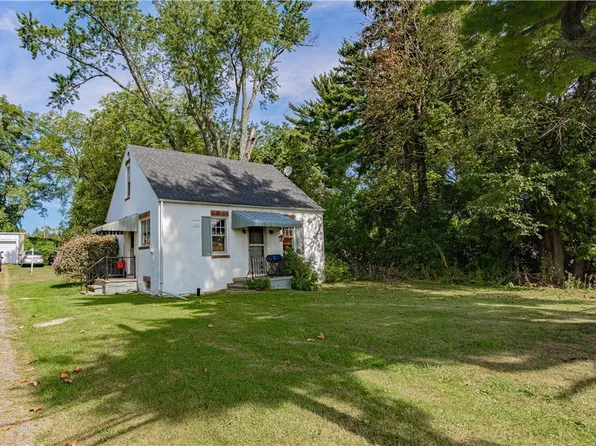 8719 Breinigsville Rd, Breinigsville, PA 18031