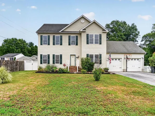 7724 Locust Grove Rd, Glen Burnie, MD 21060