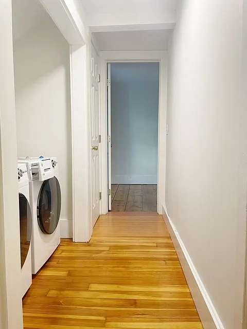 2 bed, 1008 sqft, $2,272 — Photo 4