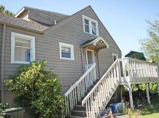 4470 Hall Rd, Blaine, WA 98230