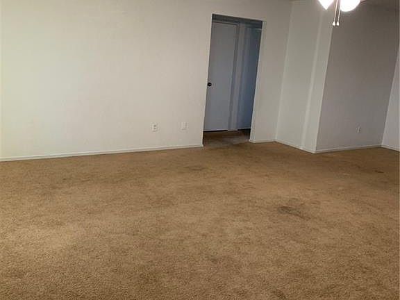 4th image of 519 Deloris Dr