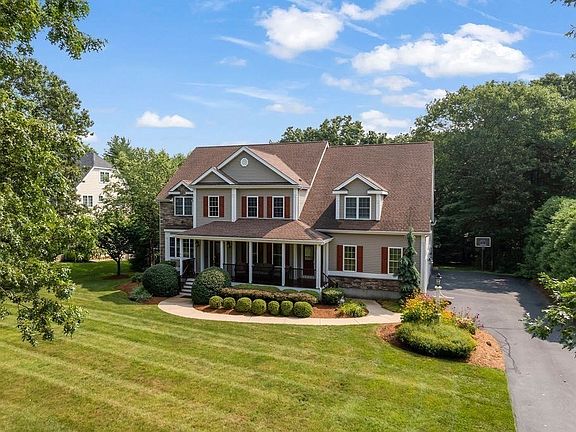 2nd image of 51 Lenox Dr