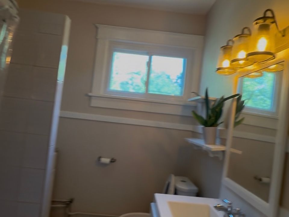 2nd image of 1702 Blair Blvd #2