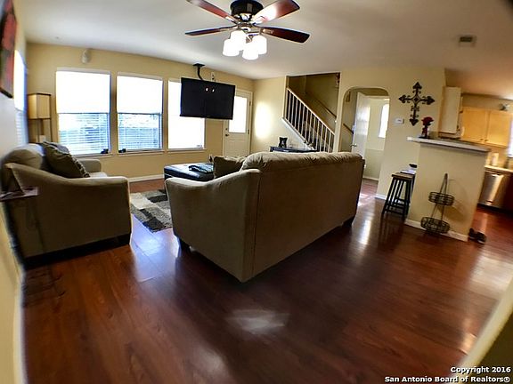 2nd image of 6726 Sandy Point Dr