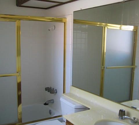 4th image of 18843 Hatteras St Unit 3