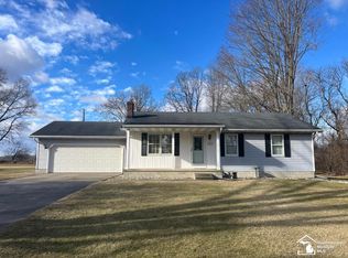 3810 McNeil Dr, Petersburg, MI 49270