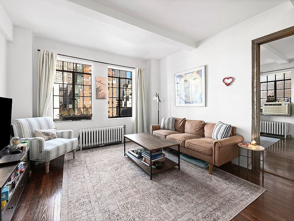 1st image of 25 Tudor City Pl APT 1611