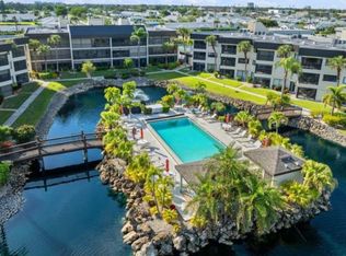 6979 Winkler Rd APT 336, Fort Myers, FL 33919