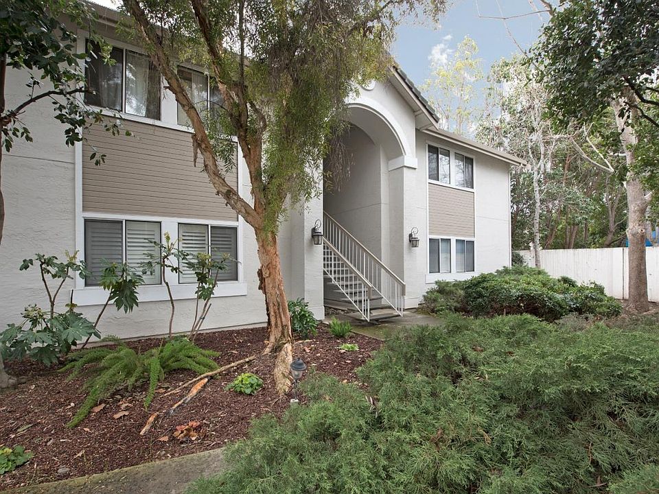 1st image of 2968 Moorpark Ave APT 15