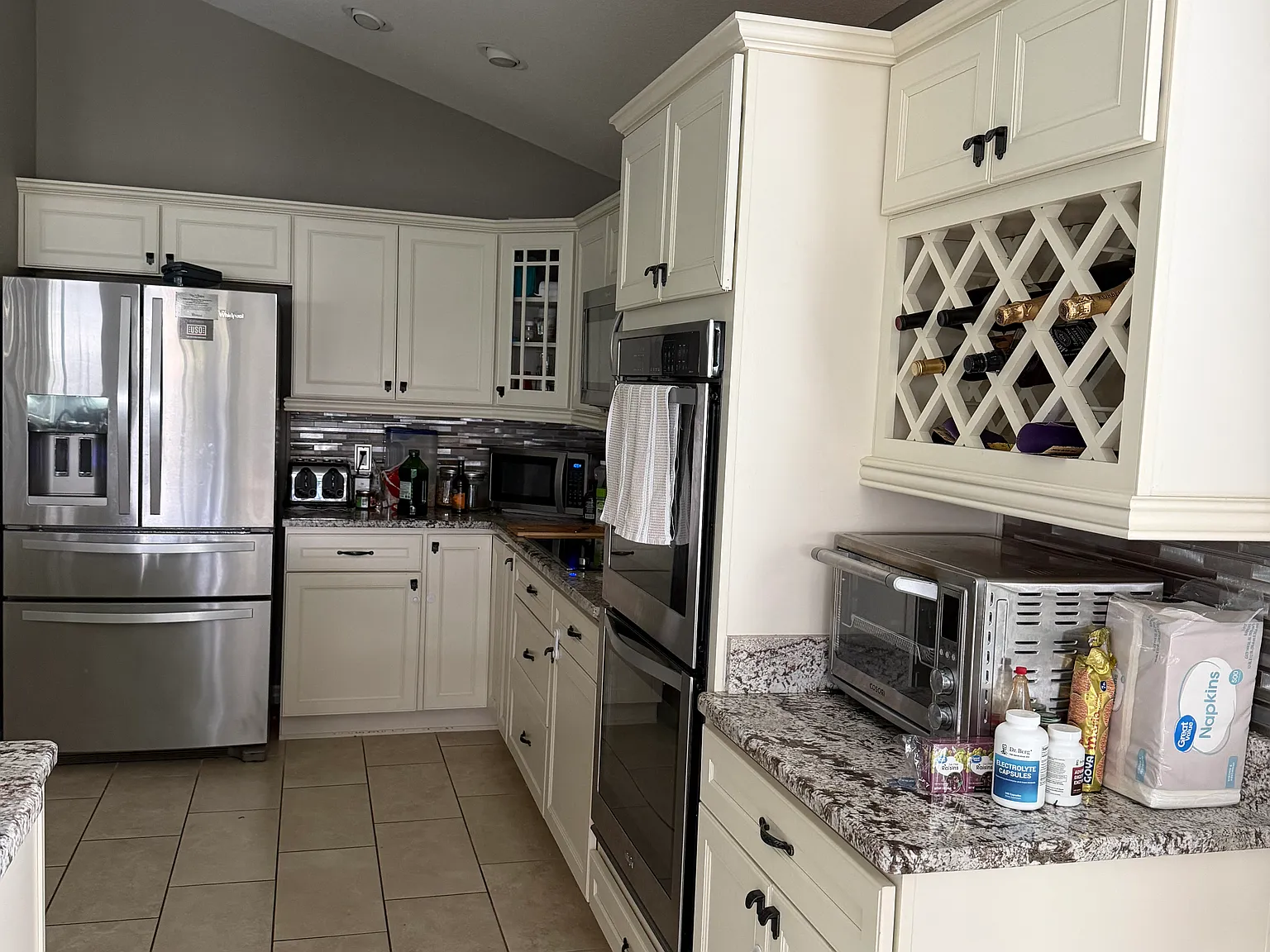 3 bed, 2058 sqft, $2,995 — Photo 4