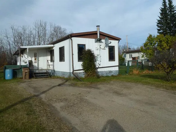 5902 S Willow Dr E, Boyle, AB T0A 0M0