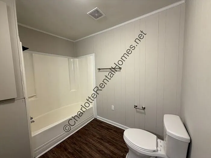 110 Elm Rd — Photo 6
