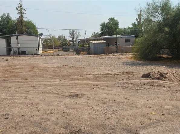 322 Santa Cruz Ave, Bullhead City, AZ 86442