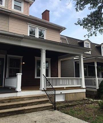 3rd image of 430 Franklin Ave