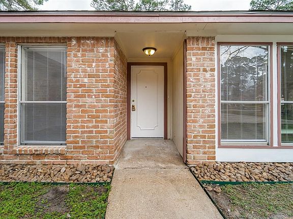 4th image of 15114 Forest Lodge Dr