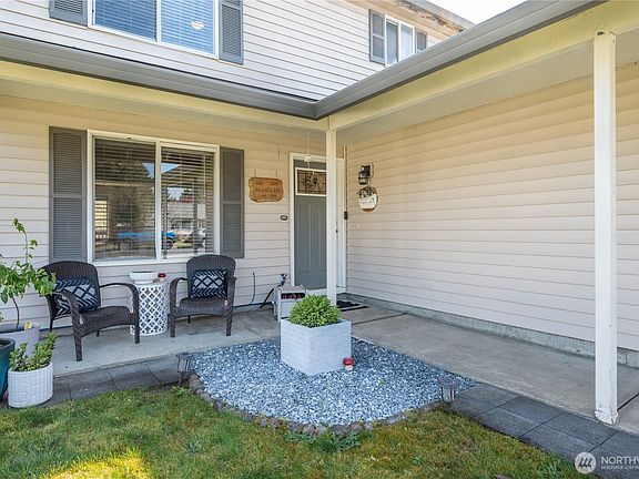 3rd image of 168 Decatur Drive