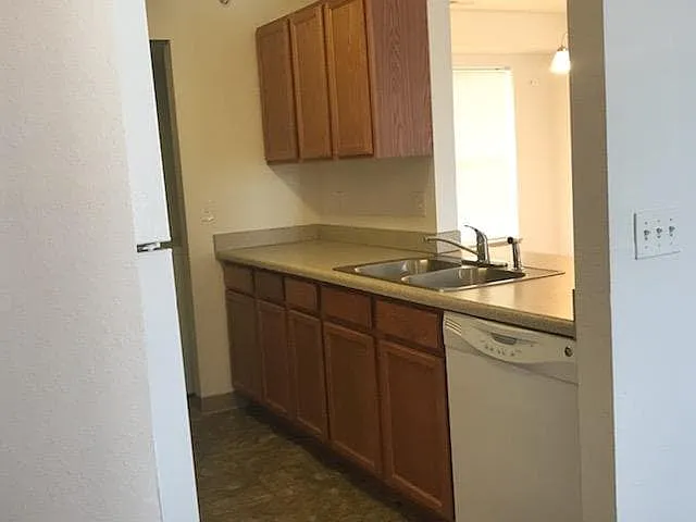 Pheasant Run Apartments — Photo 6
