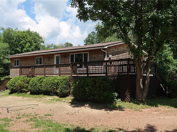 3rd image of 226 Sisson Hill Rd