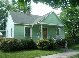 718 Bristol Dr, Statesville, NC 28677