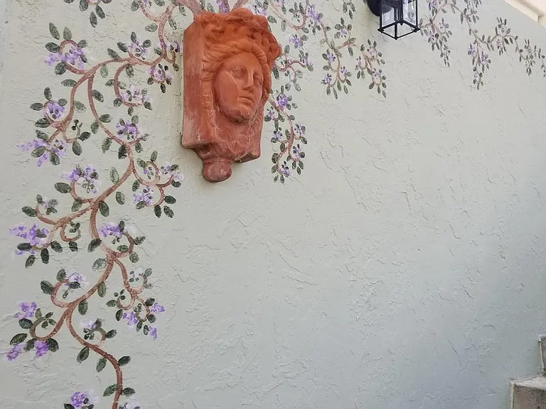 Some exterior murals that we love...