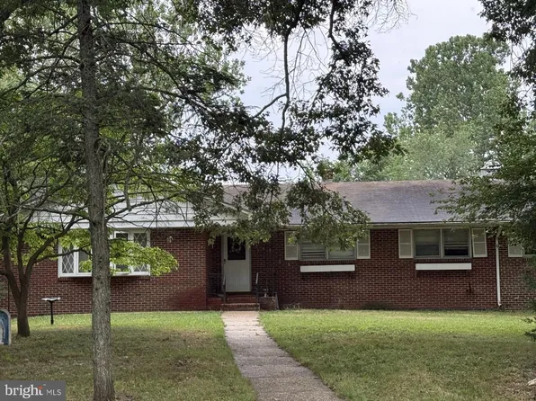 272 Pointville Rd, Pemberton, NJ 08068