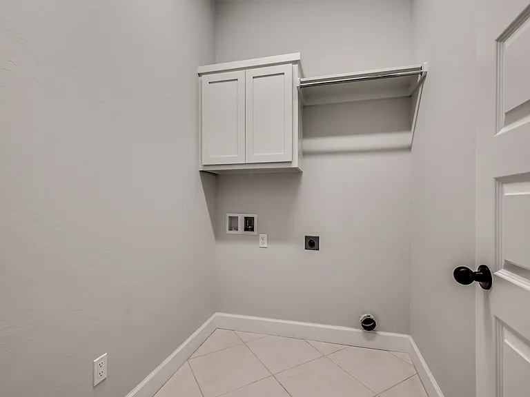 9316 NW 143rd St — Photo 36