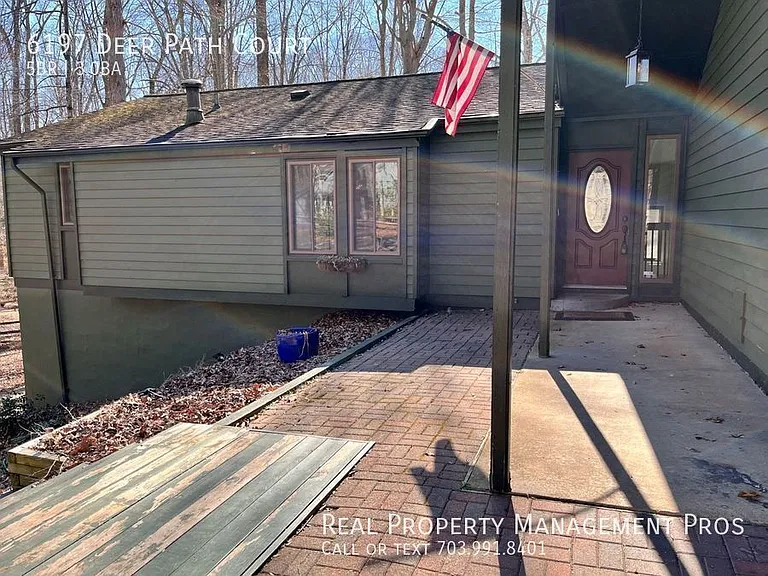 6197 Deer Path Ct — Photo 29