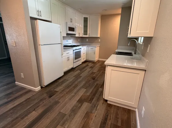 1234 Stanislaus St #1, Escalon, CA 95320