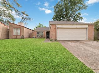 12023 S Youngwood Ln, Houston, TX 77043