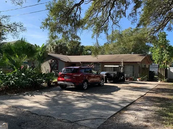 7207 S Shamrock Rd, Tampa, FL 33616