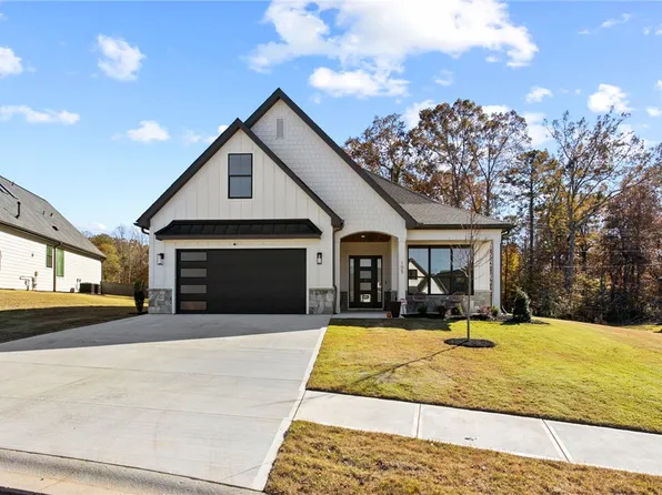 105 Pine Hill Way, Clemson, SC 29631