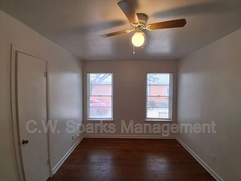 3021 Avon St — Photo 8