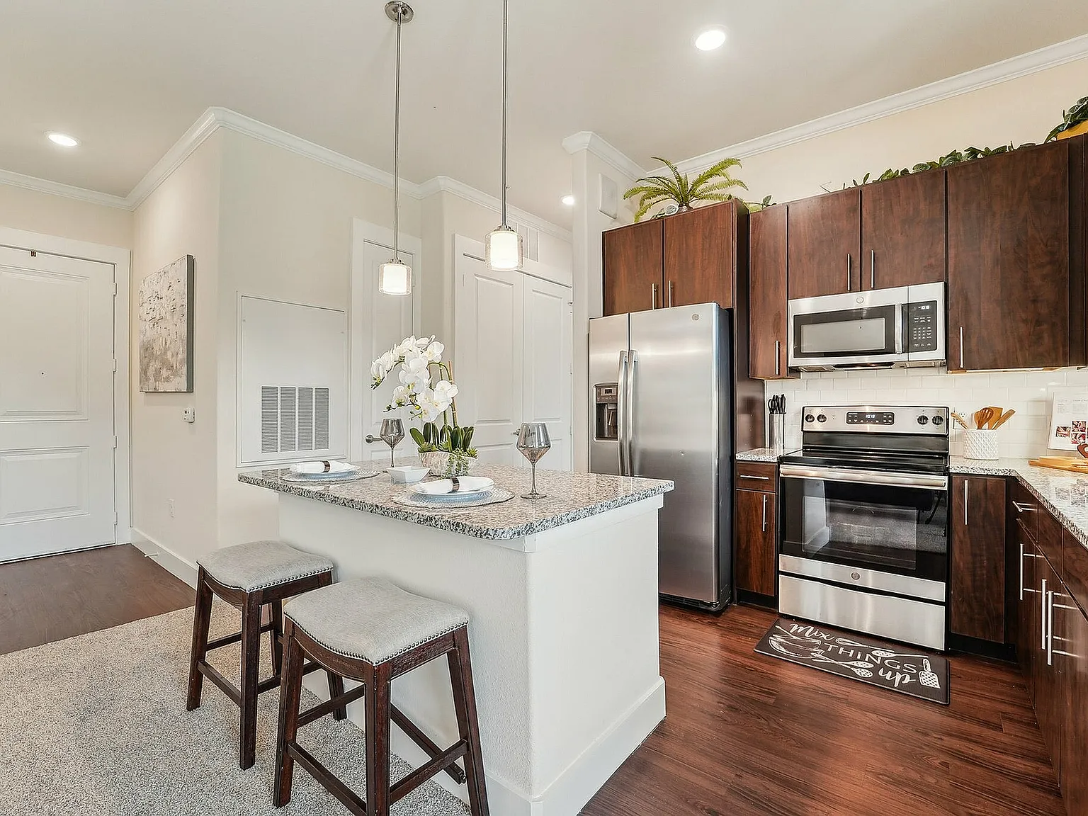 Ivy Point Kingwood- 55+ Active Adult Apartment Homes — Photo 2