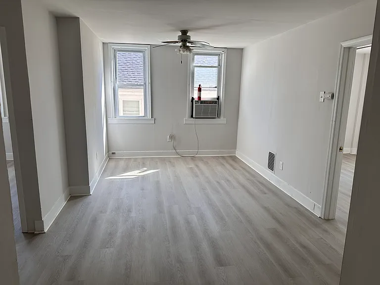 27 Palmer St #5 — Photo 2