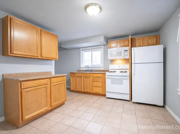 211 Front St #2, Bordentown, NJ 08505