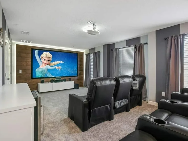 Building's Lounge