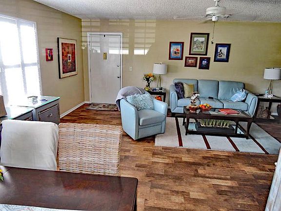 5th image of 12 Lake Vista Trl APT 101