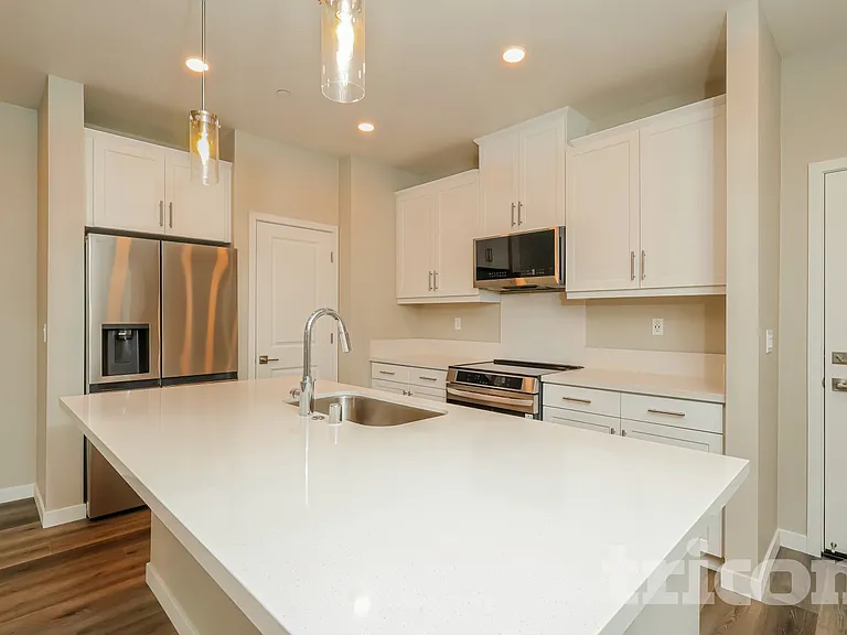 10571 Vina Ct — Photo 5