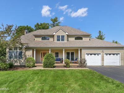 41 Meadow Ridge Dr, Pittsfield, MA, 01201