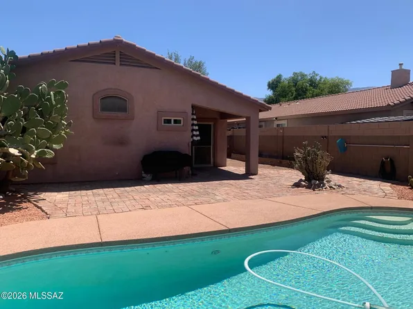 2514 E Petroglyph Ln, Oro Valley, AZ 85755