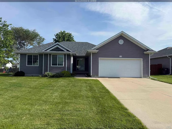 1928 Missouri View Ln, South Sioux City, NE 68776