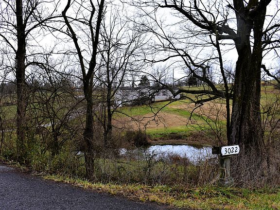 2nd image of 3022 Airport Rd