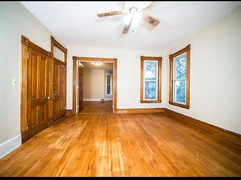 701 Bedford St #2 — Photo 10