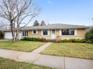 831 W Lindbergh St, Appleton, WI 54914