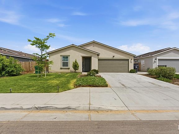 2nd image of 8716 Akero Ave