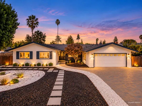 20301 Kirkmont Dr, Saratoga, CA 95070