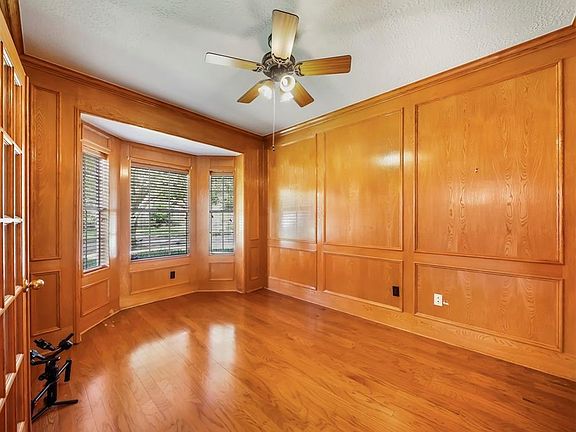 4th image of 4419 Bermuda Dr