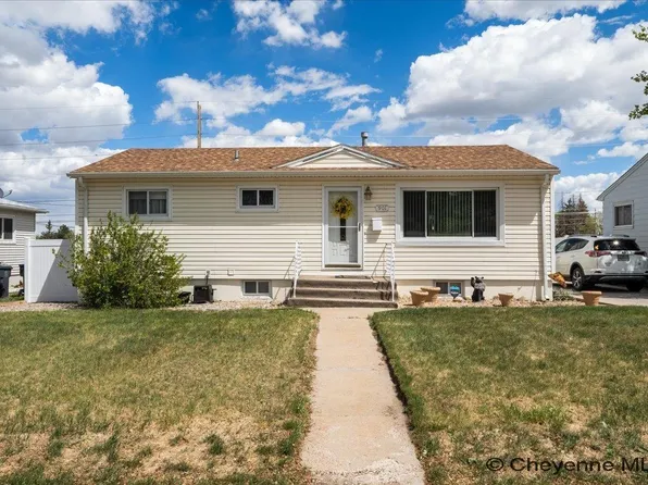 901 Cahill Dr, Cheyenne, WY 82001