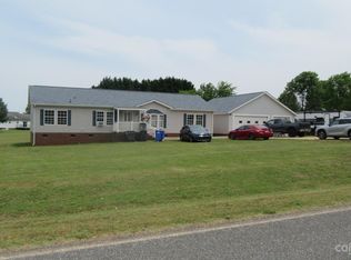 133 Laura Jeanne Ln, Statesville, NC 28625