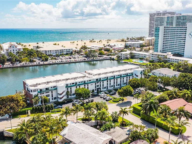 1800 S Ocean Dr #407 — Photo 1